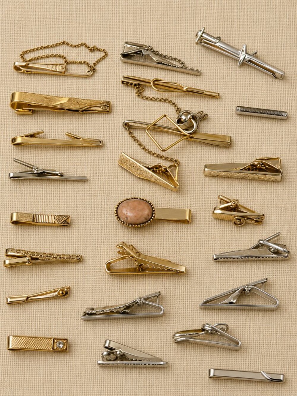 💎Vintage Men’s Tie Clip & Tie Bar Collection Lot Mid Century Gold & Silver Tone